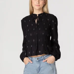 TOP AJUSTADO FRUNCES